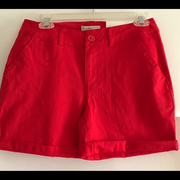 Cato - Red Dress Shorts - Picture 2 of 6